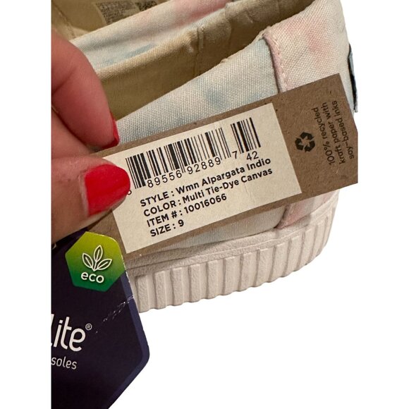 TOMS Alpargata Tie Dye Print Slip On Flats Size 9 NEW - Picture 2 of 7